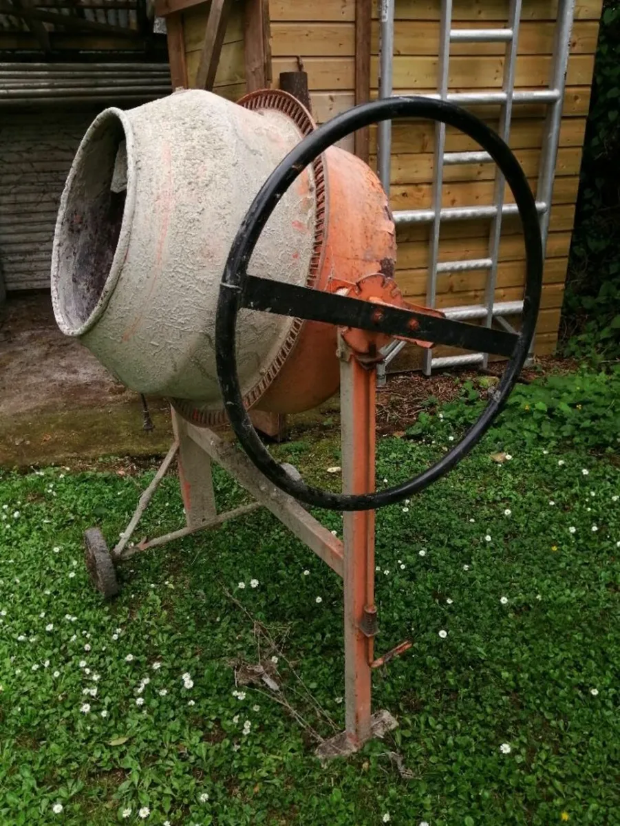 Petrol Cement Mixer - Image 2