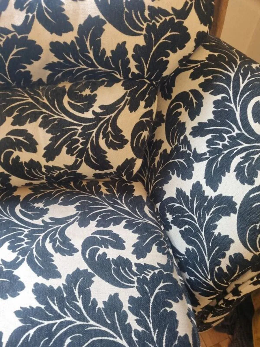 three piece suite - Image 4