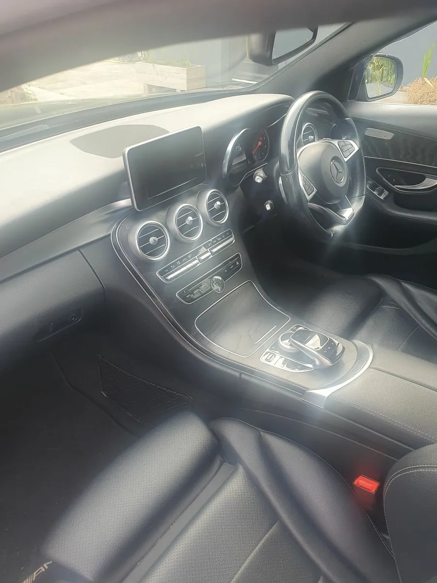 Mercedes-Benz C 220 AMG 2017 - Image 3