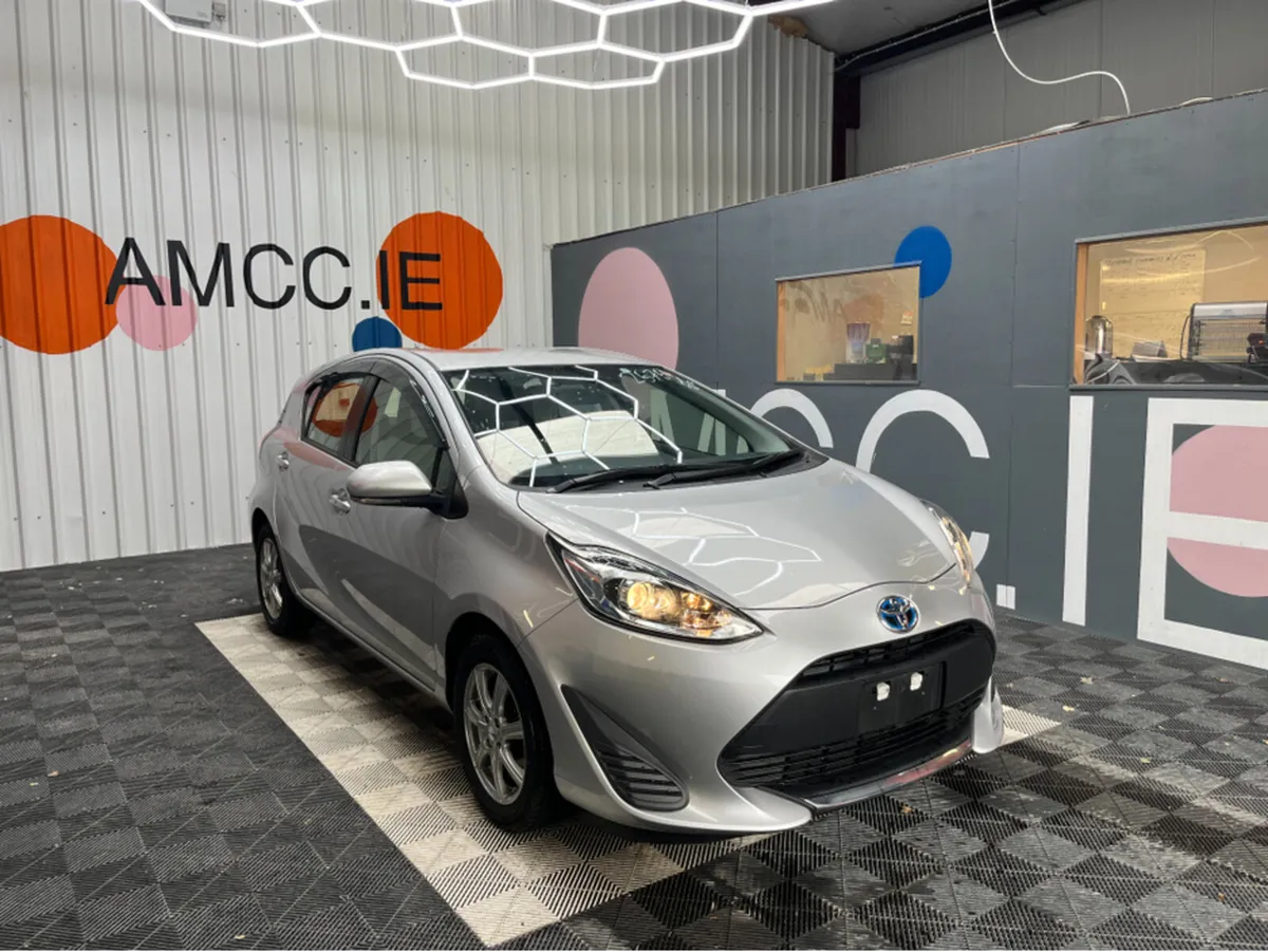 Toyota Aqua ONLY €15950! TOYOTA AQUA 1.5 HYBRID / - Image 1