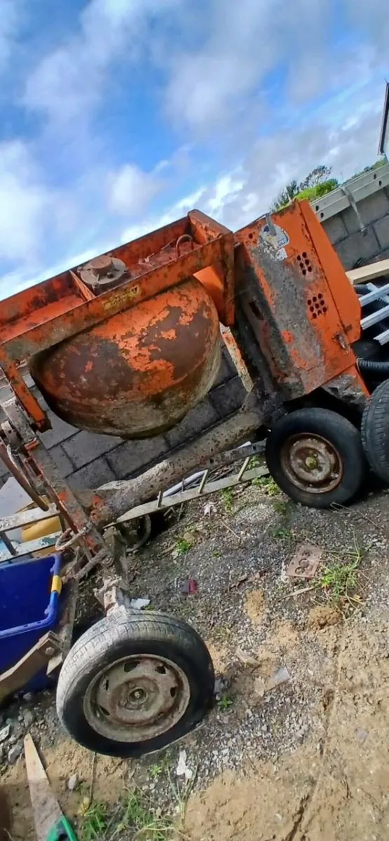 Cement Mixer float and ceiling slabs - Image 3