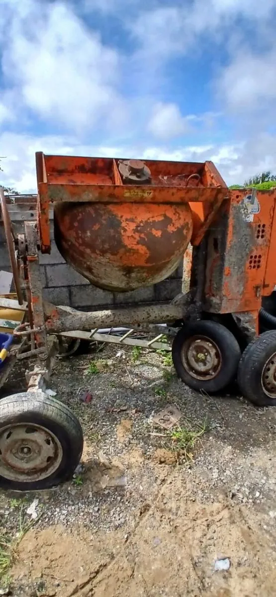 Cement Mixer float and ceiling slabs - Image 4
