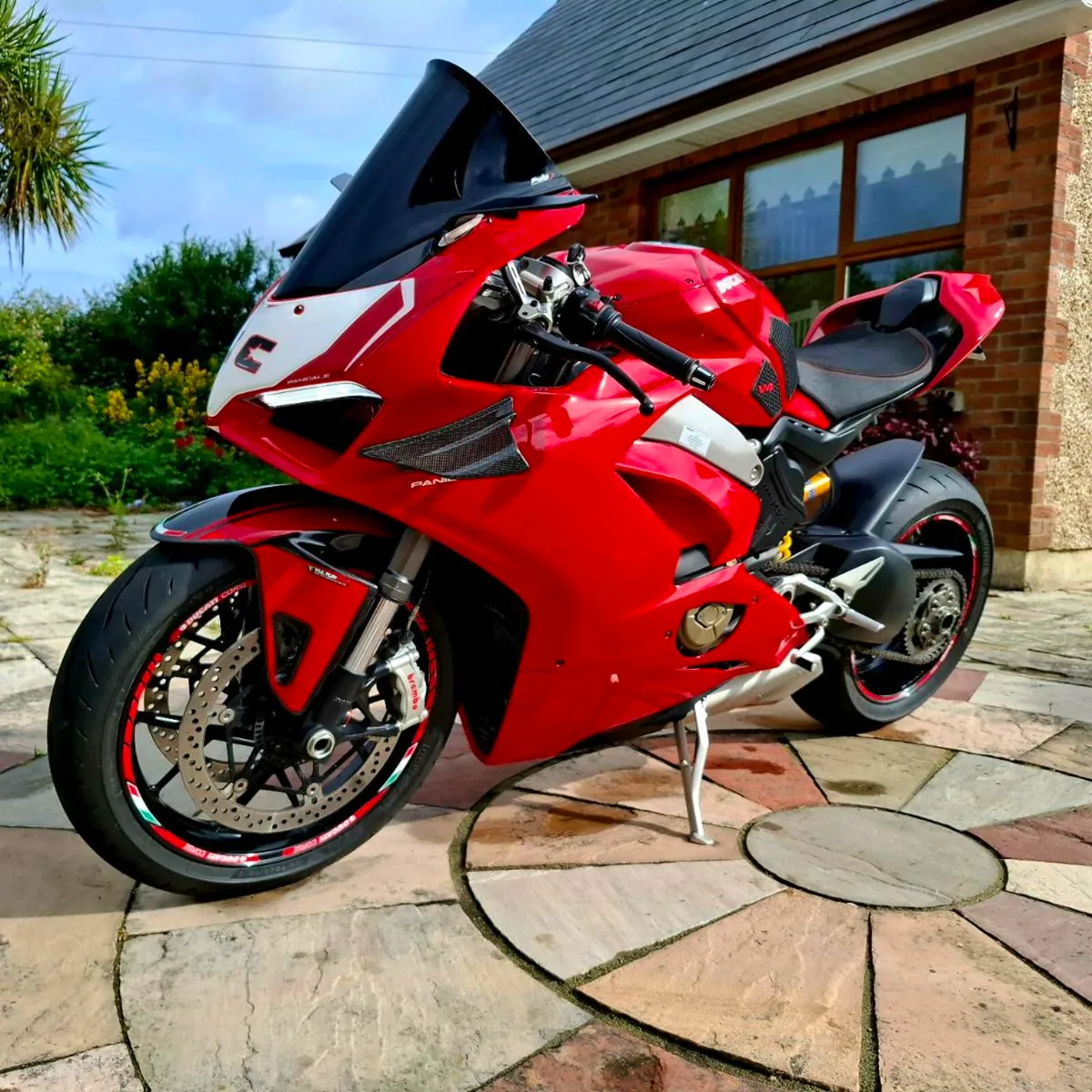 Ducati Panigale V4 - Image 3