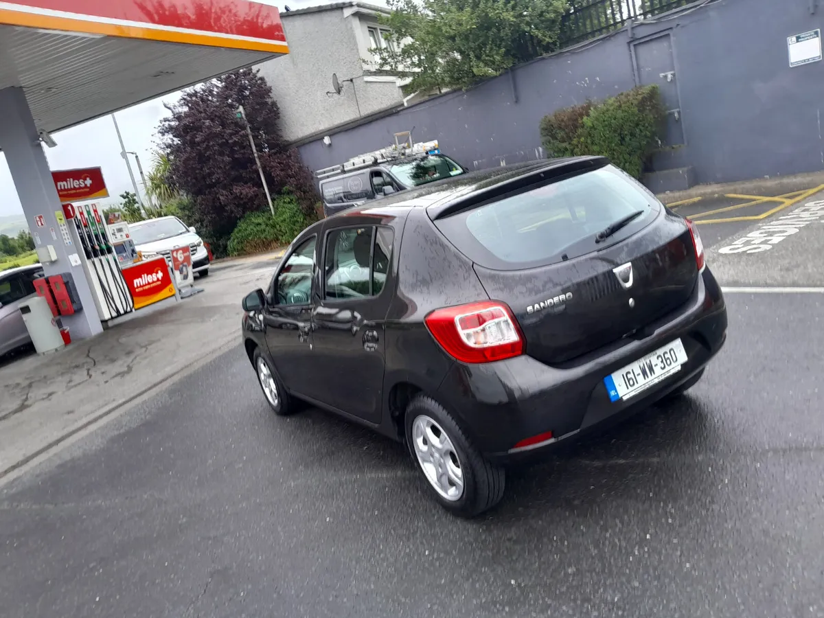 Dacia Sandero 2016 only 73,000 kms - Image 4