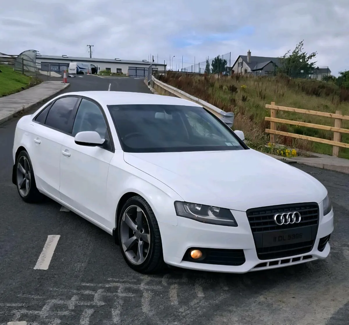 2011 Audi A4 (NCT 11/25) - Image 1
