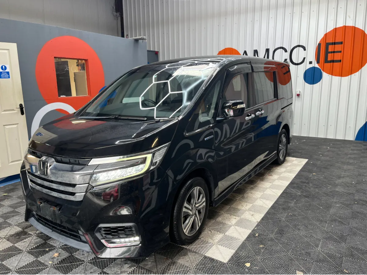Honda Stepwagon 2.0 HYBRID / 90k KMs / REVERSE CAM - Image 3