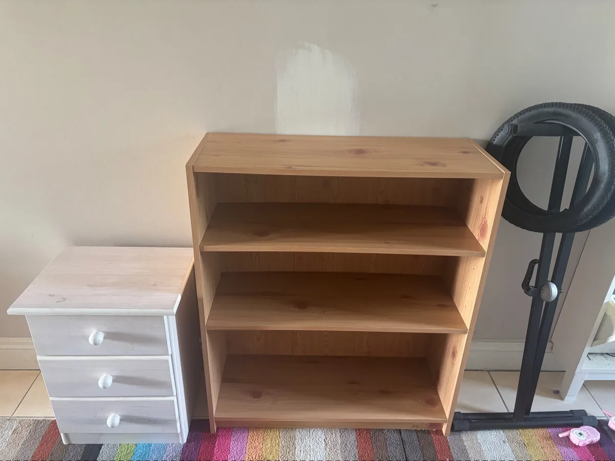 Small locker shelves and piano stand free to takea - Image 1