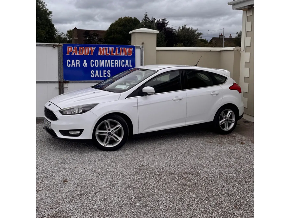 Ford Focus 5DR 1.5 TD  6SPEED 4DR - Image 3