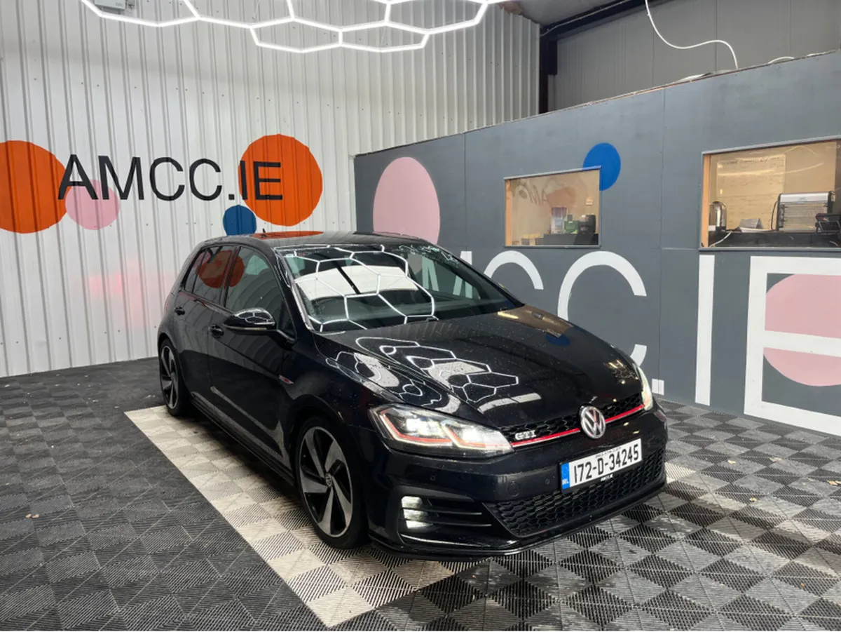 Volkswagen Golf 2.0 GOLF GTI / 69k KMs / REVERSE C - Image 1
