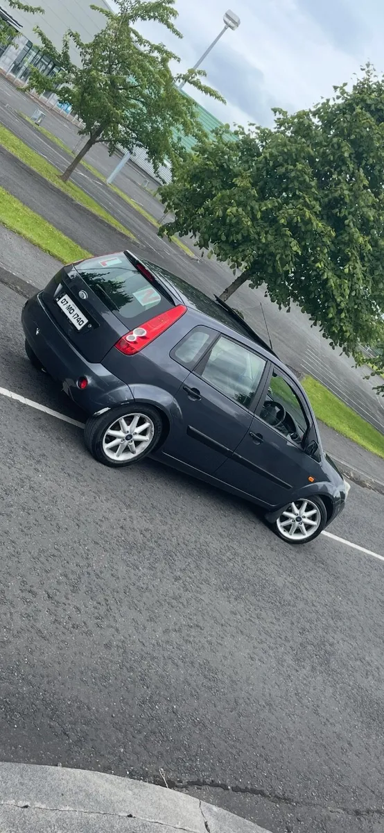 Ford Fiesta 2007 - Image 2