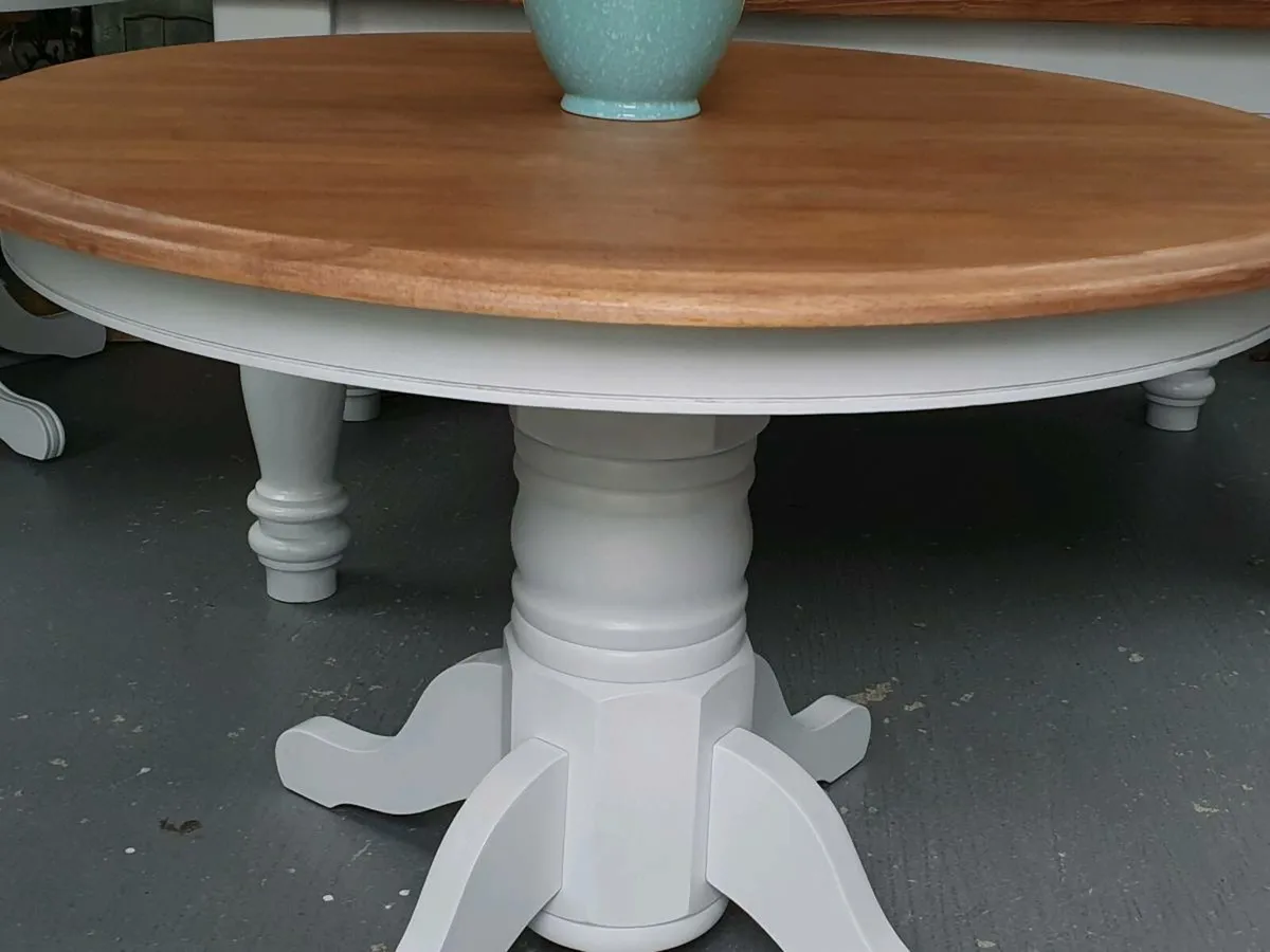 Solid oak kitchen dining table - Image 3