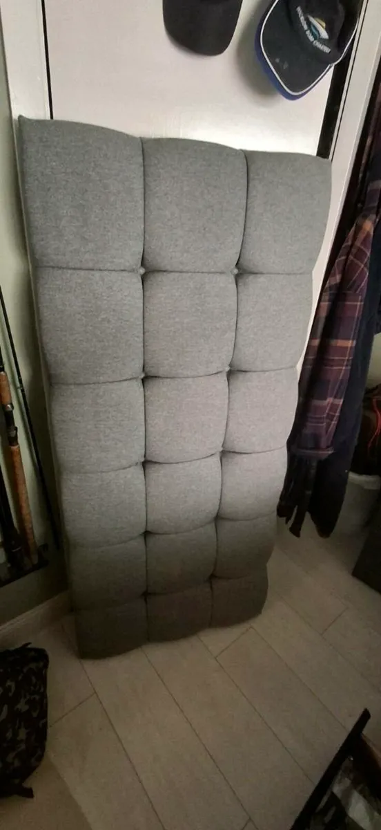 King size bed - Image 3