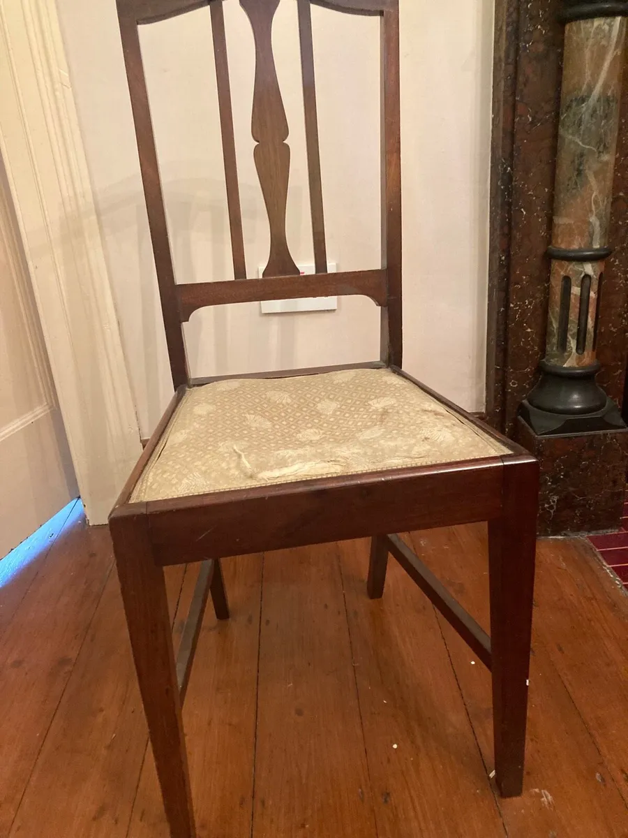 Bedroom chair - Image 1