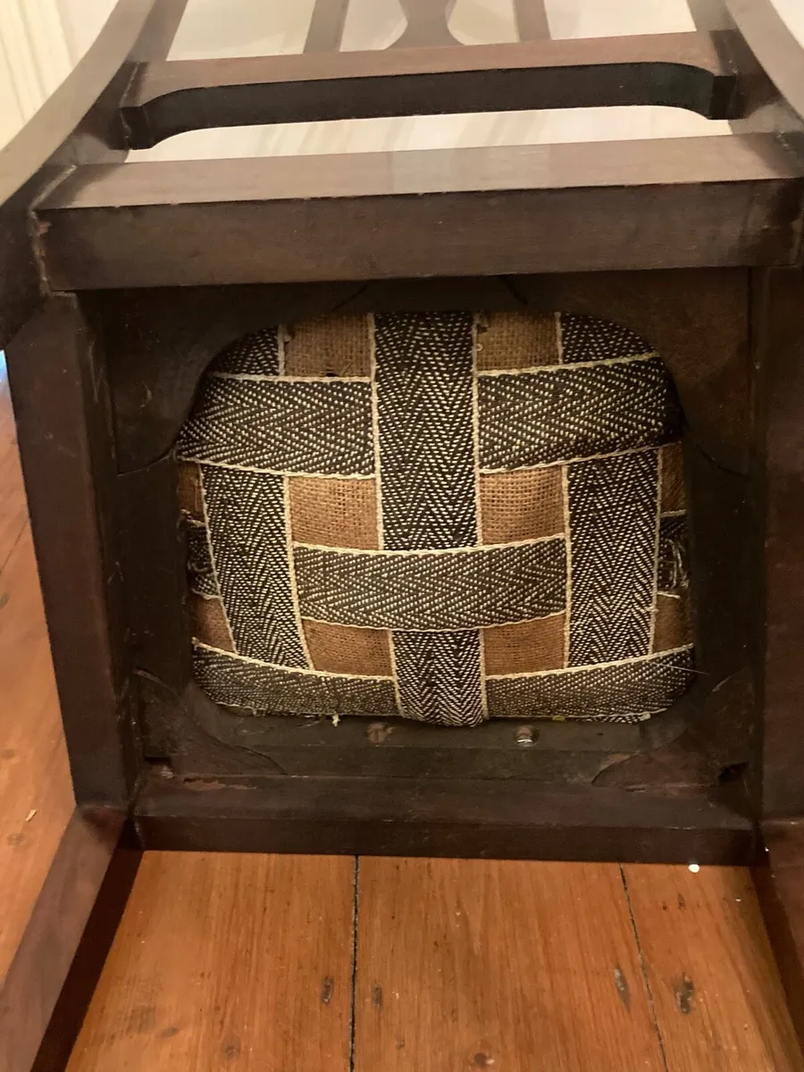 Bedroom chair - Image 4