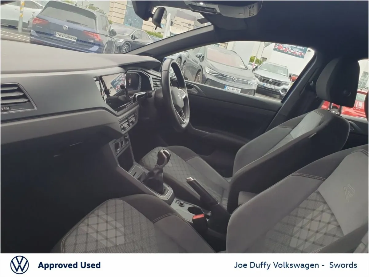 Volkswagen Polo 1.0 TSI 95hp R-line - Image 4