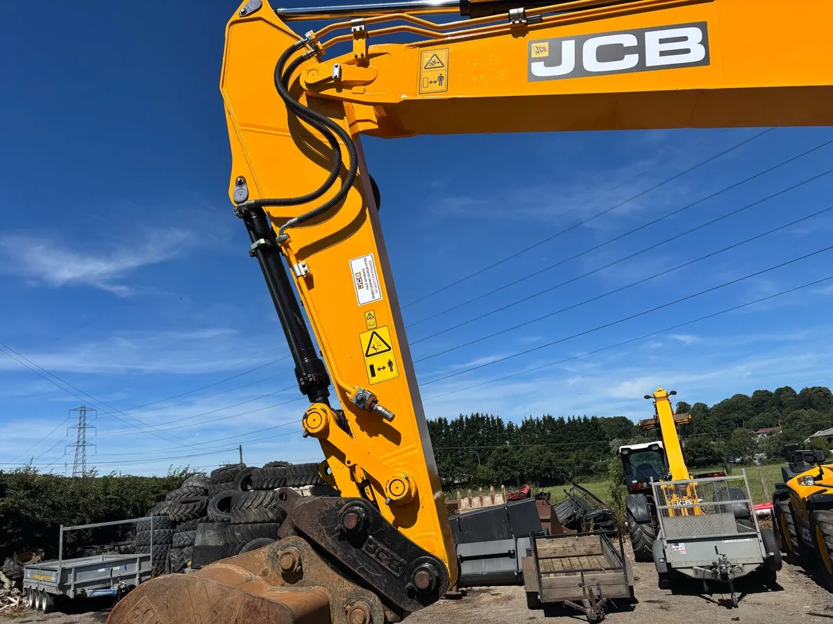 2021 JCB 220X **Only 2900hrs** - Image 4