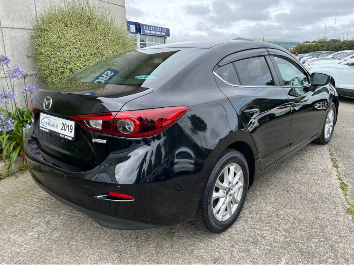 Mazda Mazda3 AXELA AUTOMATIC 1.5 PETROL //KEYLESS - Image 4