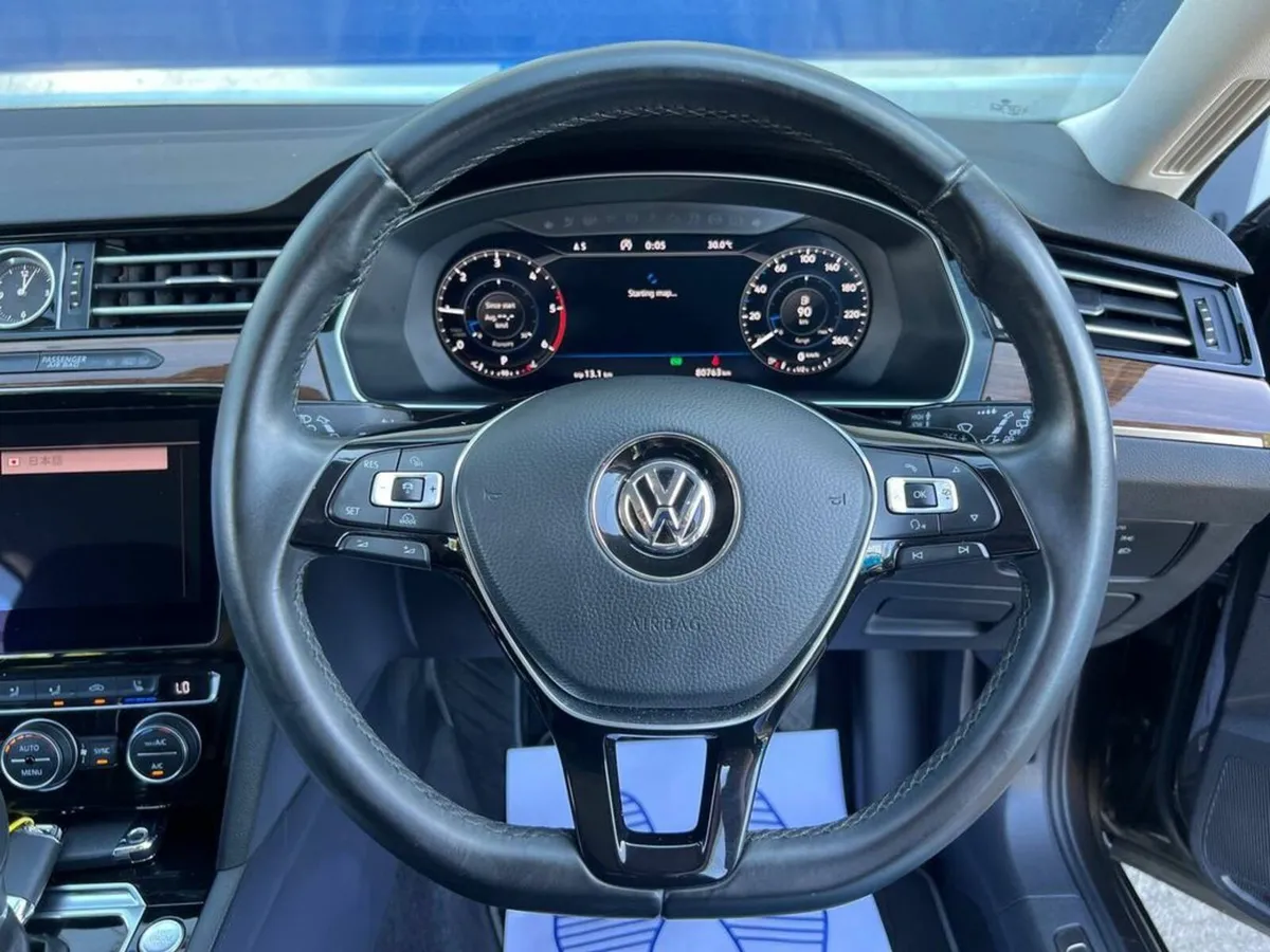 Volkswagen Passat VARIANT HIGHLINE 2.0 TDI AUTO // - Image 4