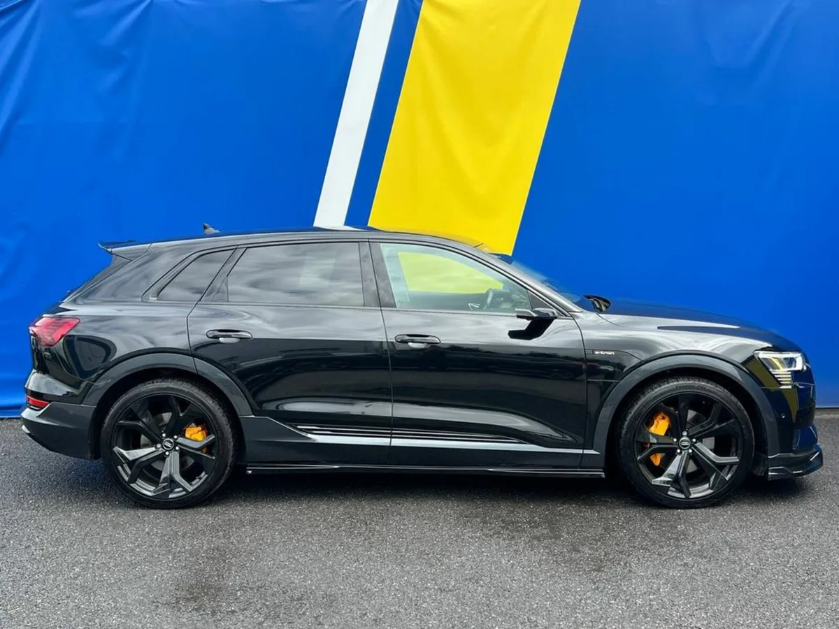 Audi e-tron 55 QUATTRO RS-PERFORMANCE // VIRTUAL M - Image 2