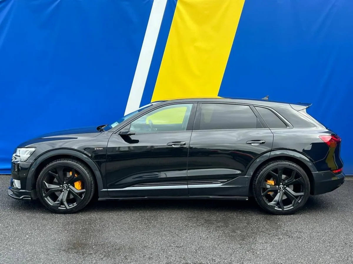 Audi e-tron 55 QUATTRO RS-PERFORMANCE // VIRTUAL M - Image 3