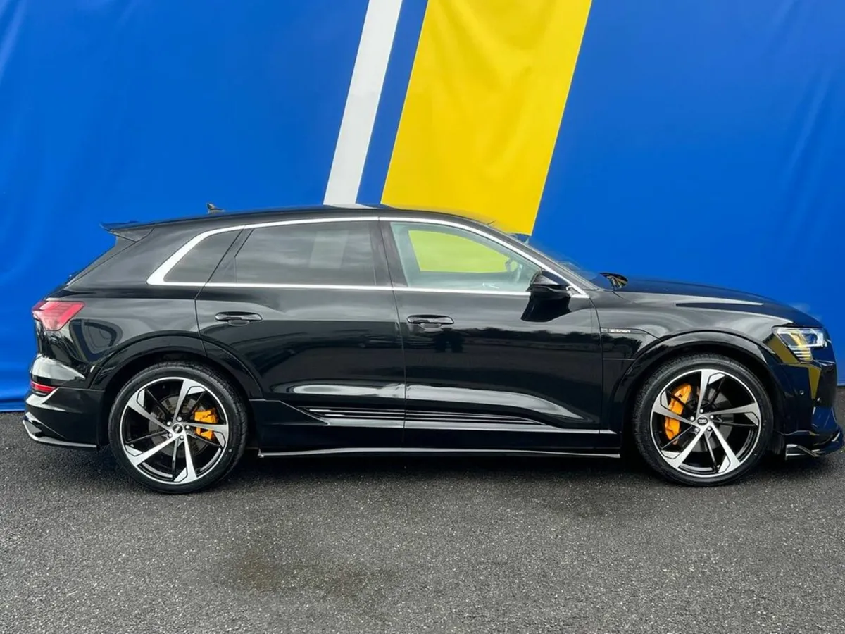 Audi e-tron 50 QUATTRO S-LINE RS-PERFORMANCE // S- - Image 2