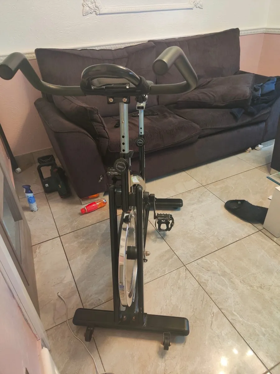 Exercise bike - Image 2