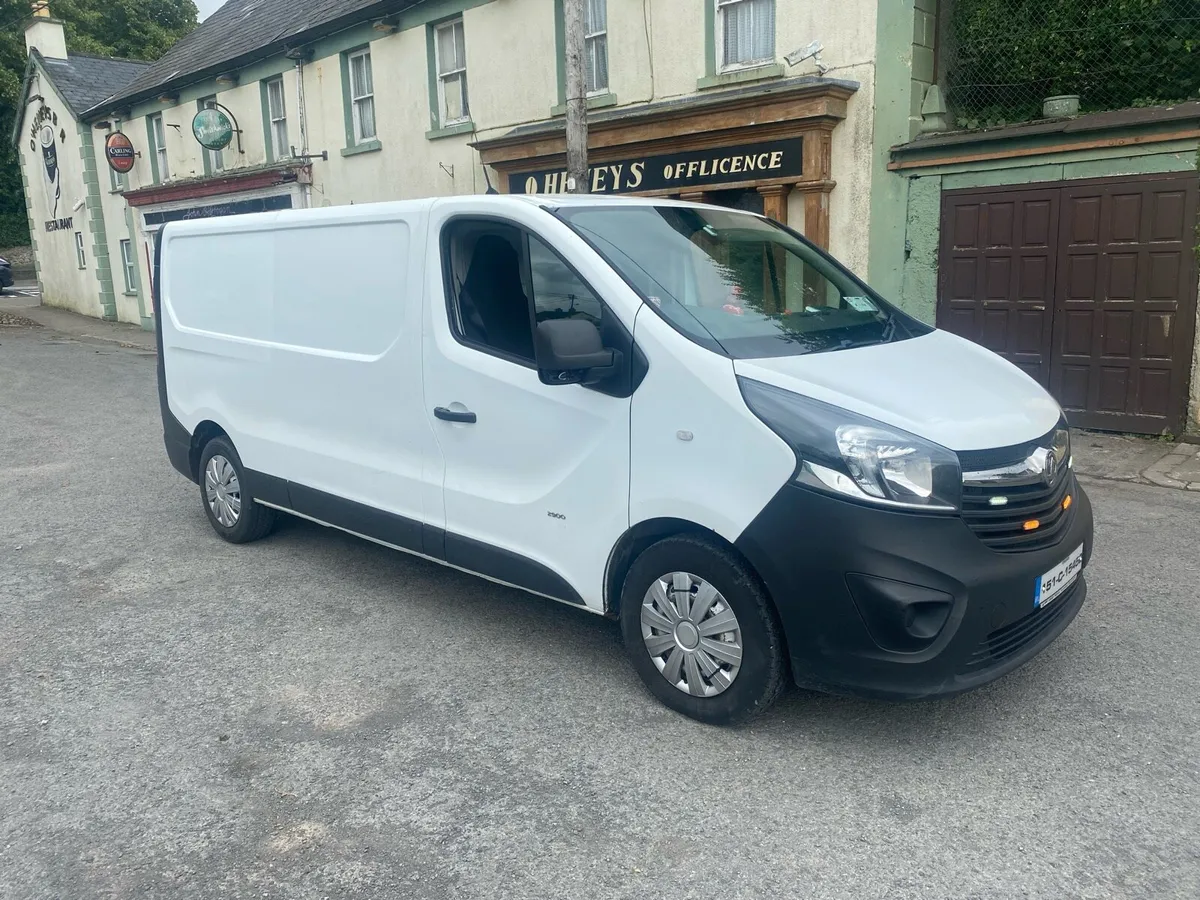 Vauxhall Vivaro - Image 1