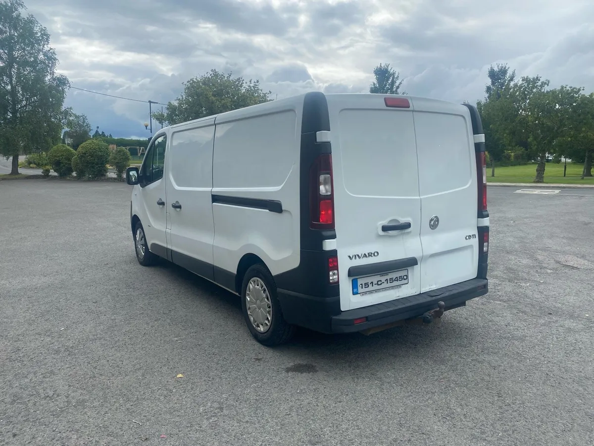 Vauxhall Vivaro - Image 3