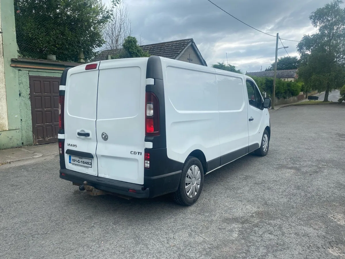 Vauxhall Vivaro - Image 4