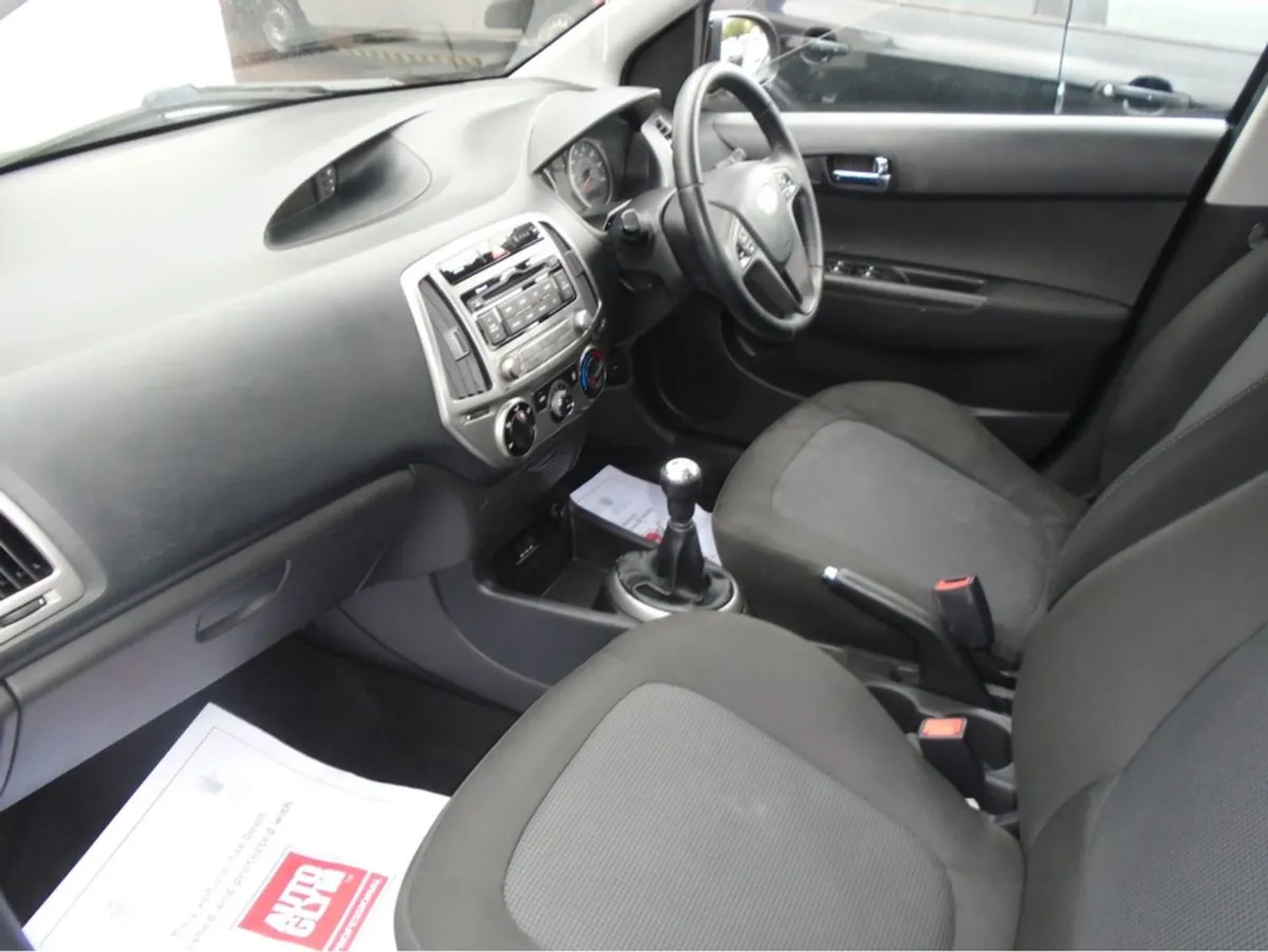 Hyundai i20 Active 84bhp 5DR 85ps - Image 4