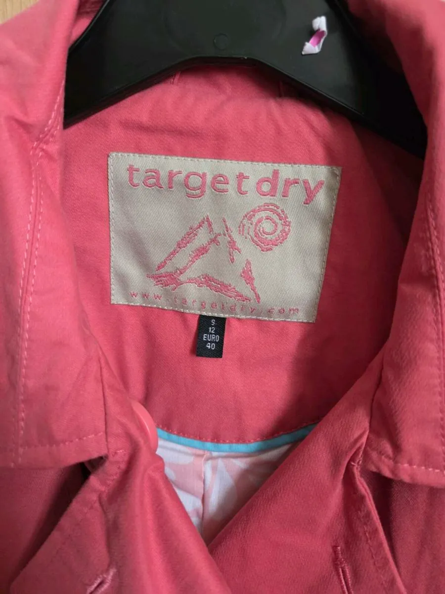 New waterproof  Rain Coat - Image 1