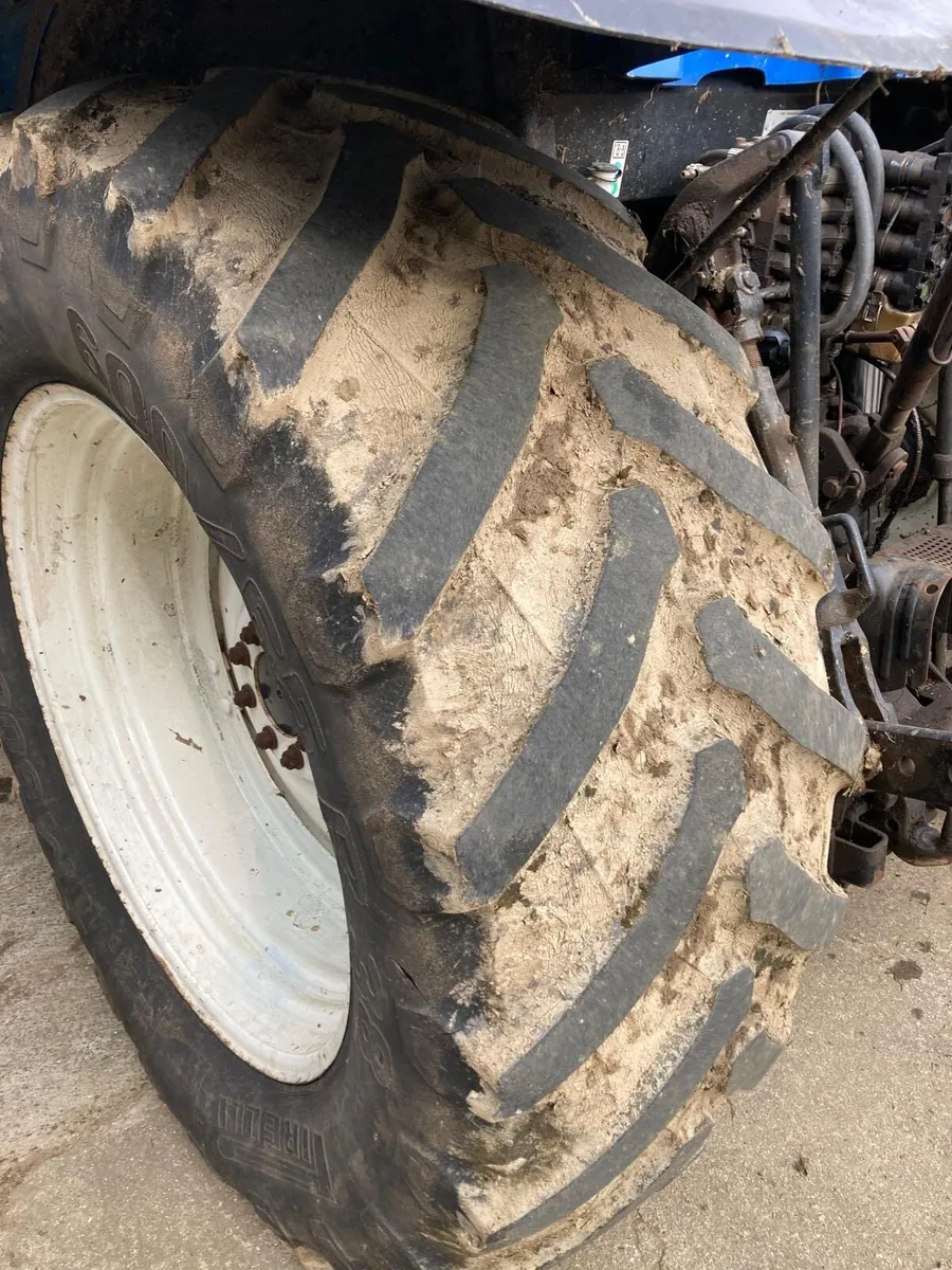 600/65 R38 Tires - Image 2