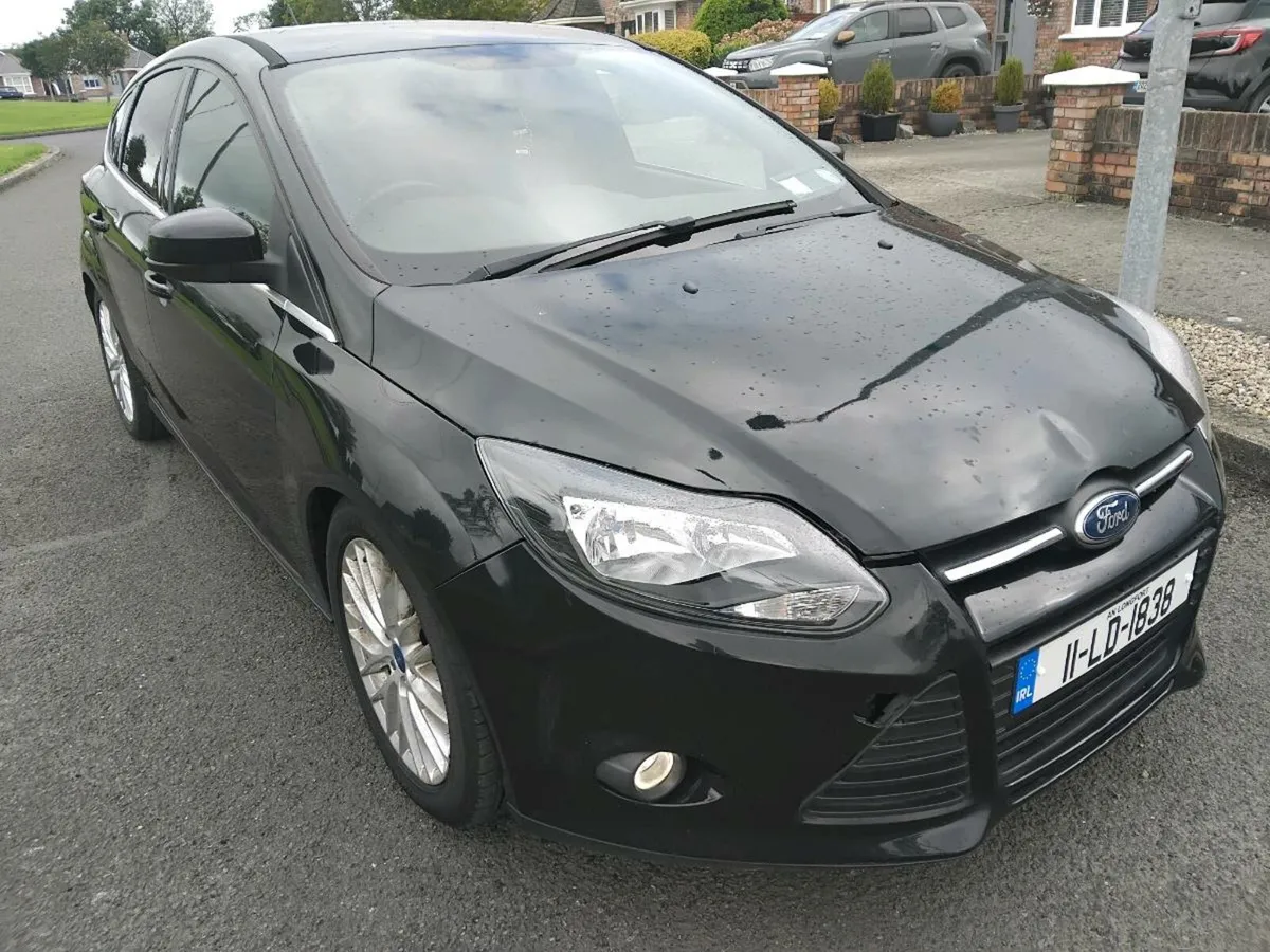 FORD FOCUS 1.6 PETROL LOW ROAD TAX - Image 1