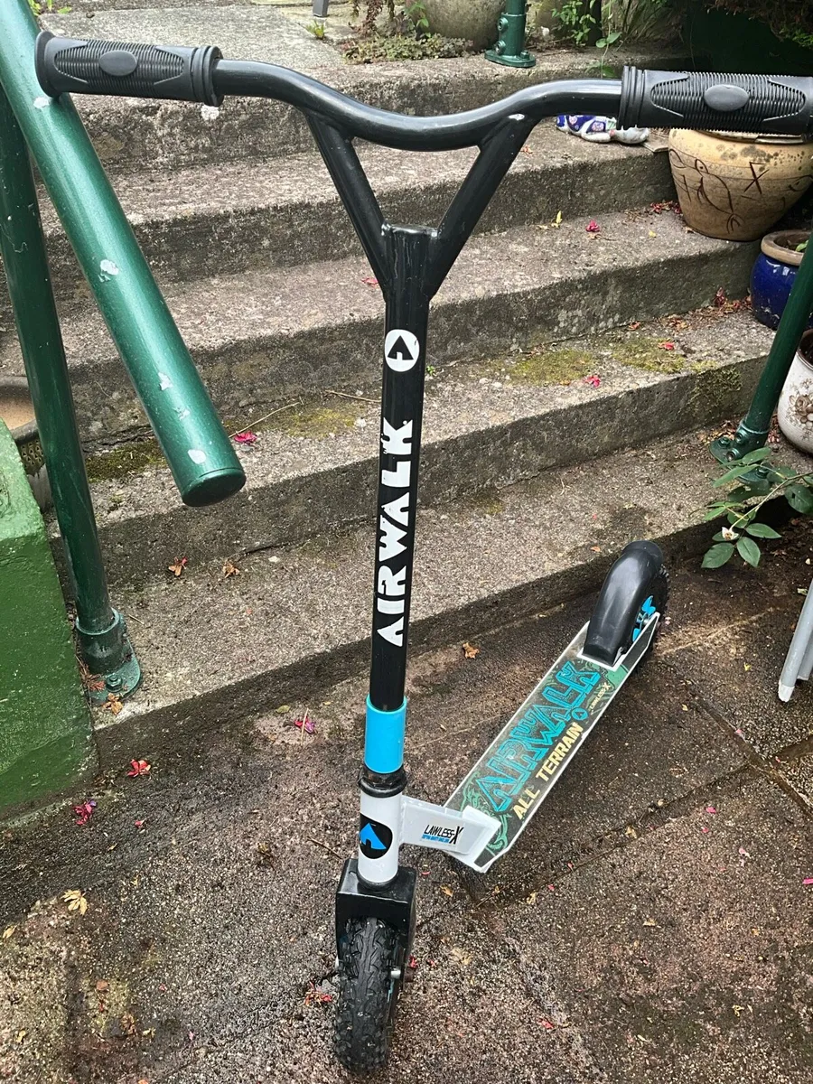 Airwalk Scooter - Image 4