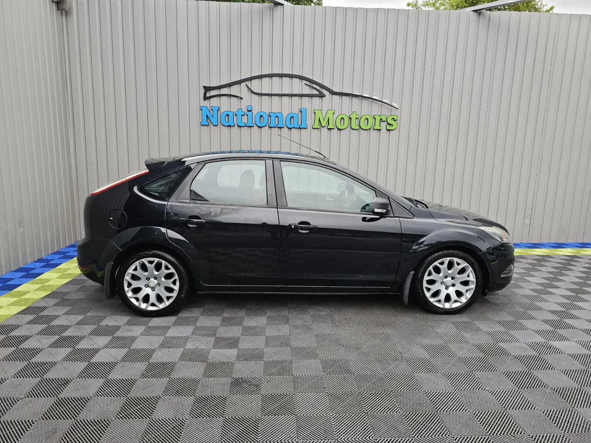 2009 Ford Focus 1.8 TDCi Zetec 115HP - Image 2