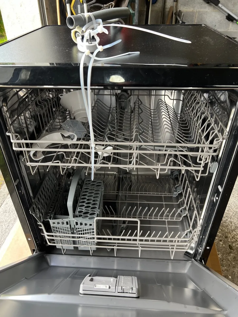 LOGIK - LDW60B23 Full-size Dishwasher - Black - Image 1
