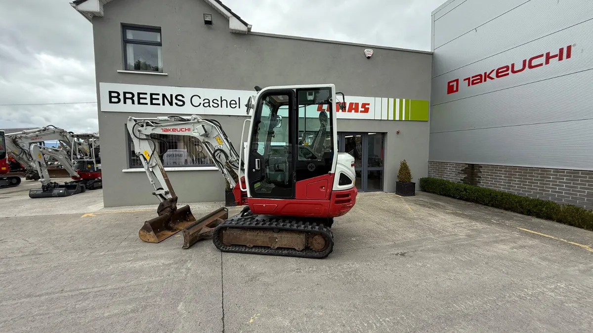Takeuchi TB230 Mini Digger - Image 3
