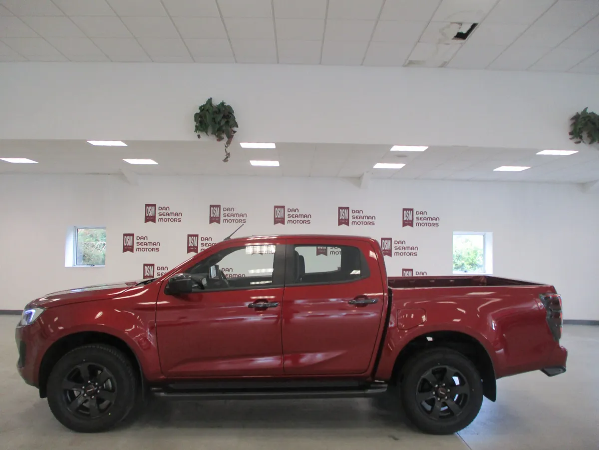 252 DEMO ISUZU D-MAX LSE AUTO VAT RECLAIMABLE - Image 1
