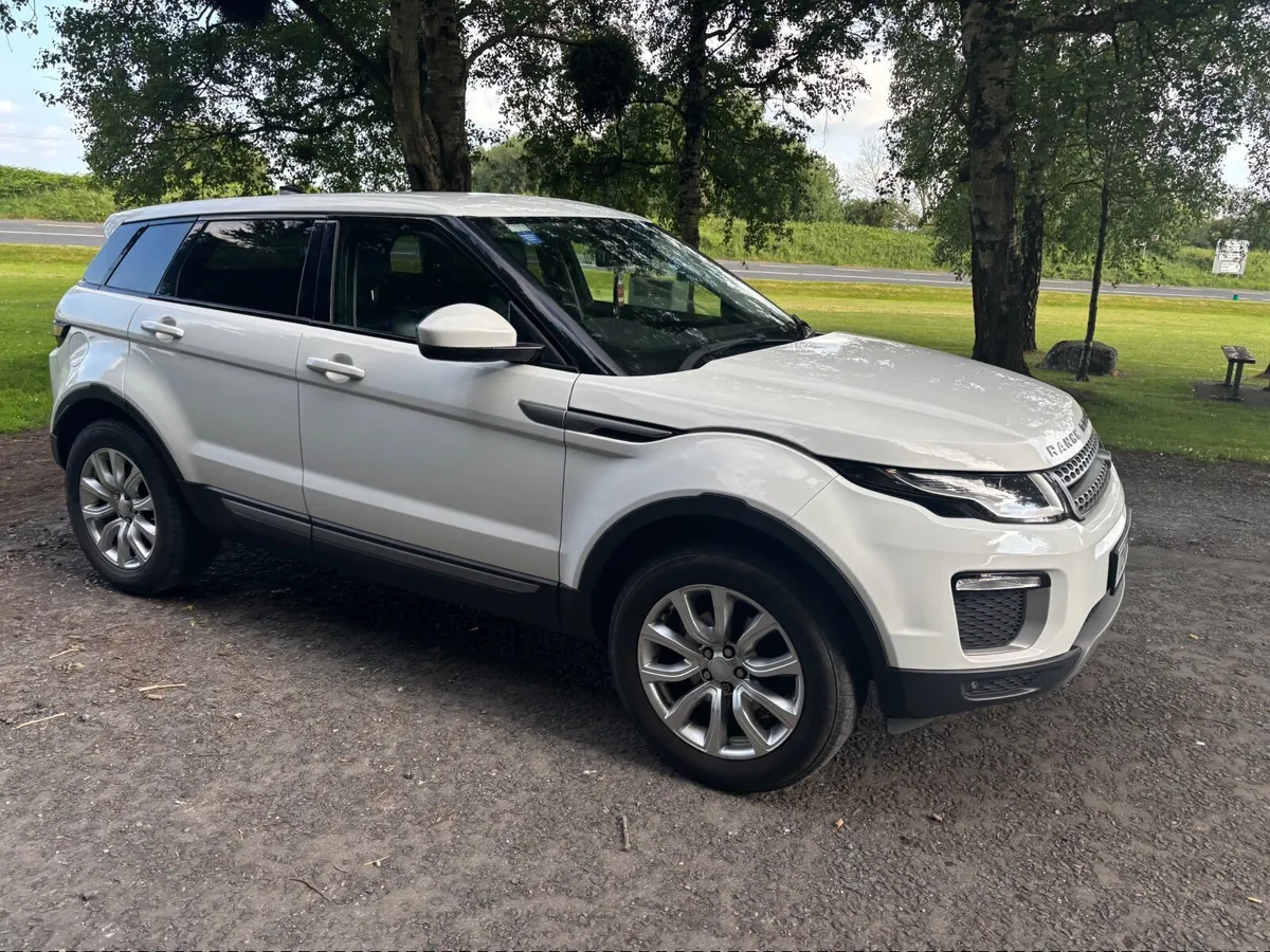 Land Rover Range Rover Evoque - Image 2