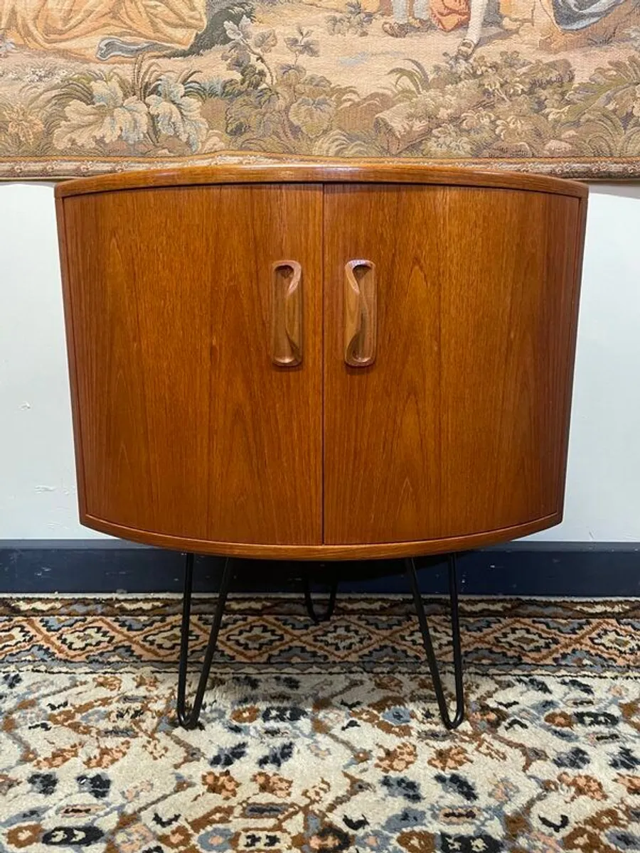 Mid Century G Plan Fresco Teak Corner Cabinet , c.1960s - Image 1