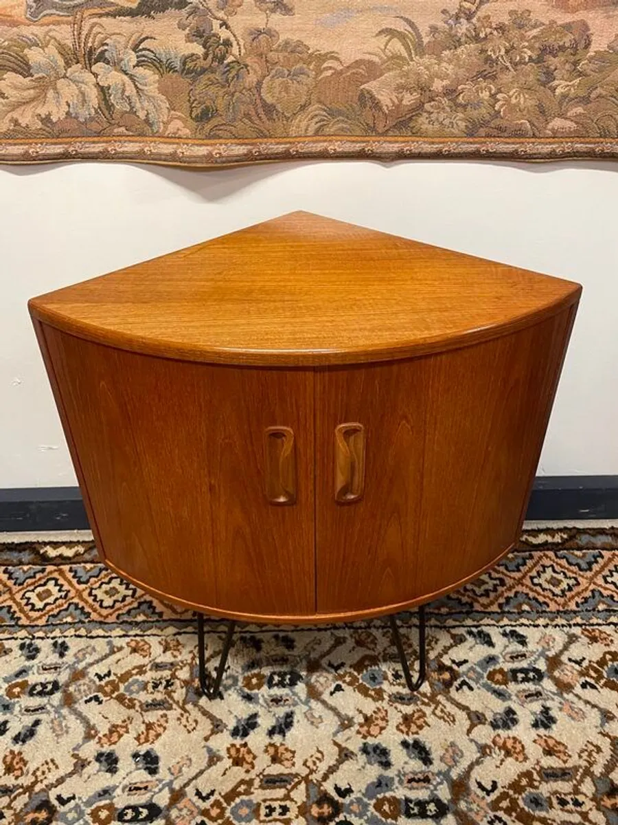 Mid Century G Plan Fresco Teak Corner Cabinet , c.1960s - Image 4