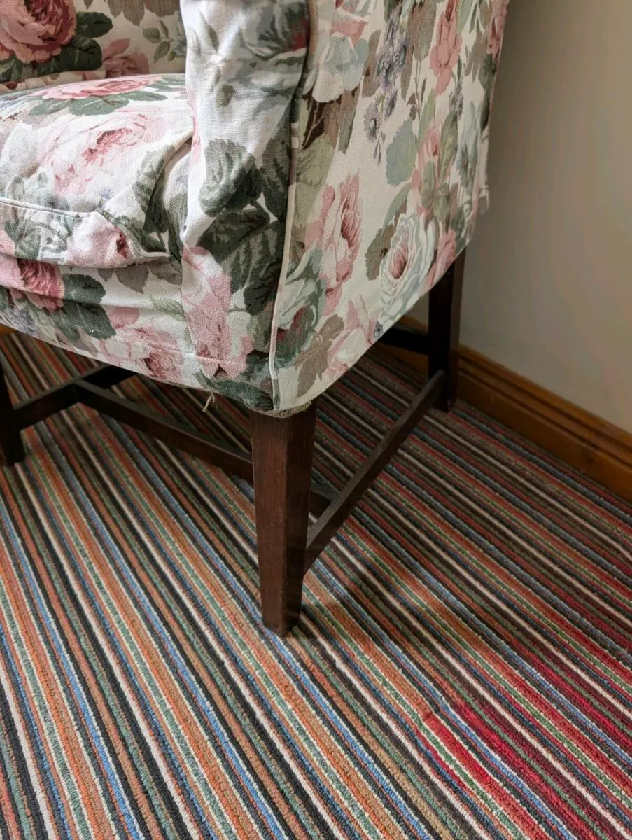 High quality solid wood frame covered chair - Image 2