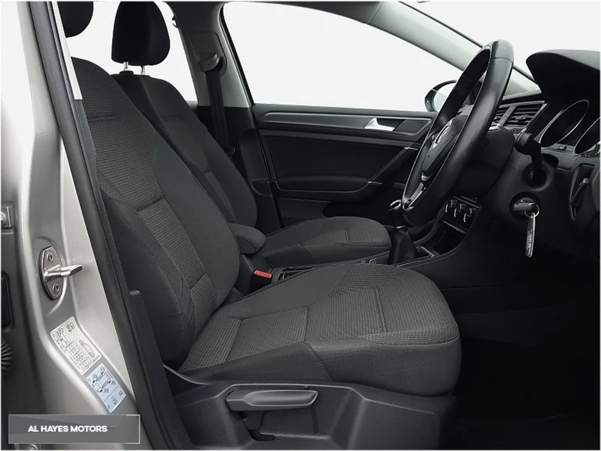 Volkswagen Golf  tiny Mileage 1.0 TSI 115HP Comfo - Image 4