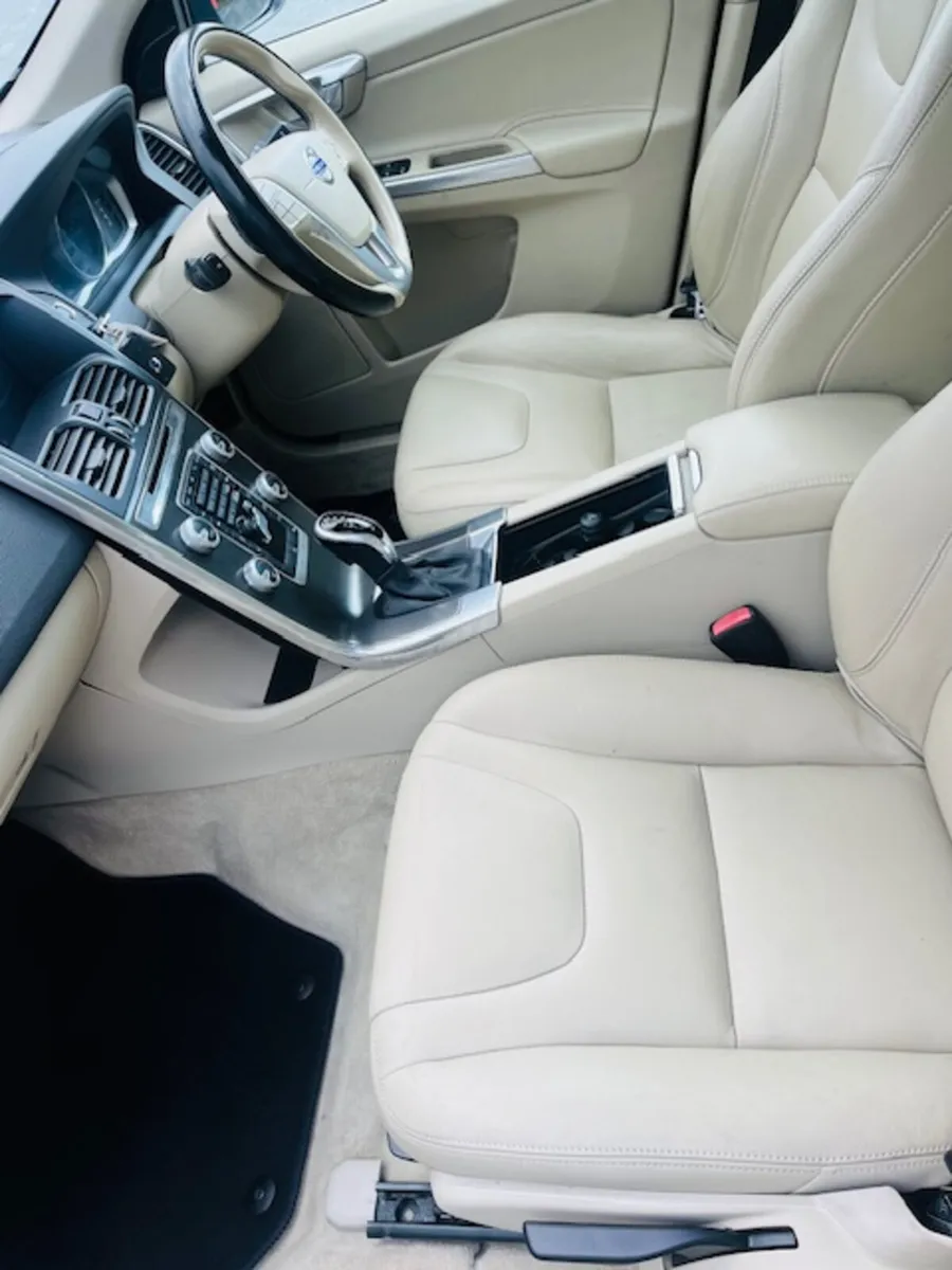 Volvo XC60 2015 - Image 3