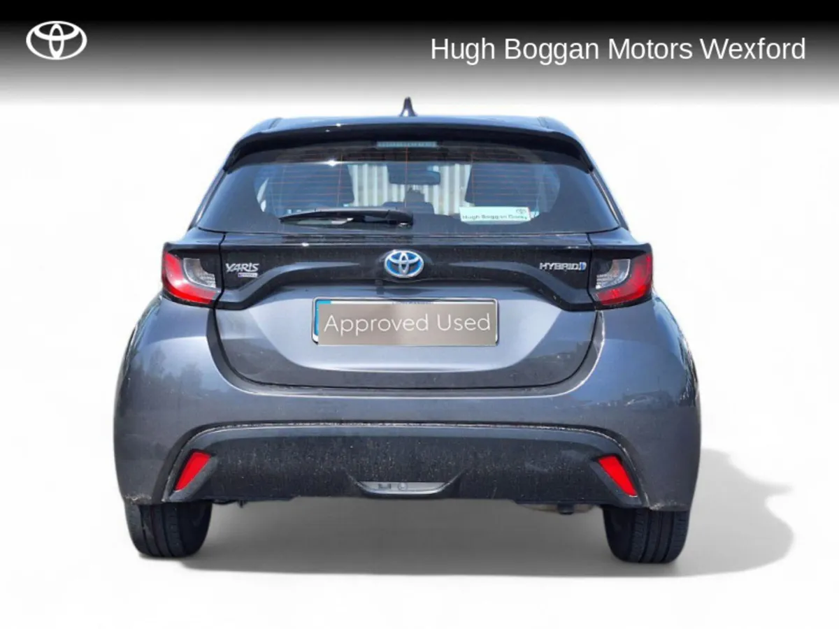 Toyota Yaris HYBRID LUNA ONLY 25000 KMS!!! - Image 4