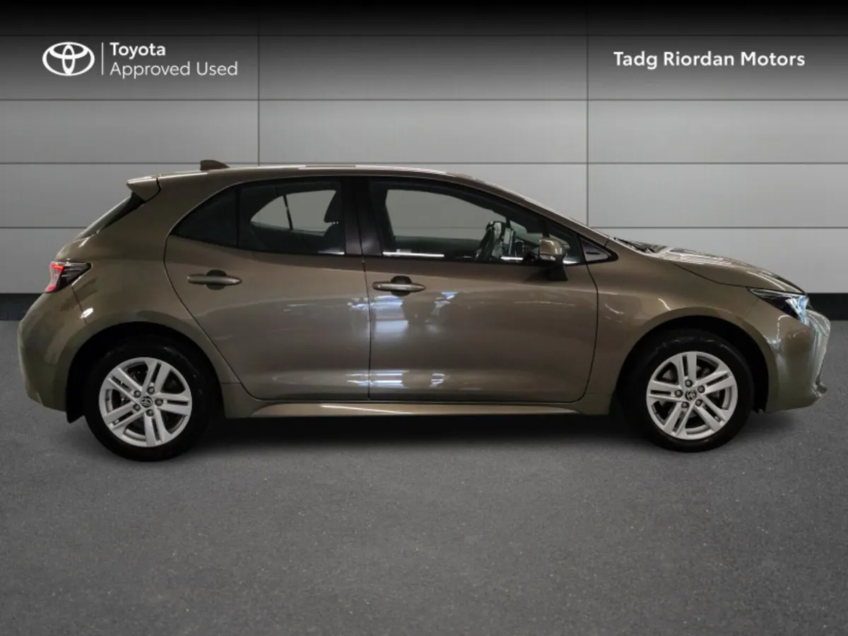 Toyota Corolla LUNA H/B 4DR AUTO - Image 3