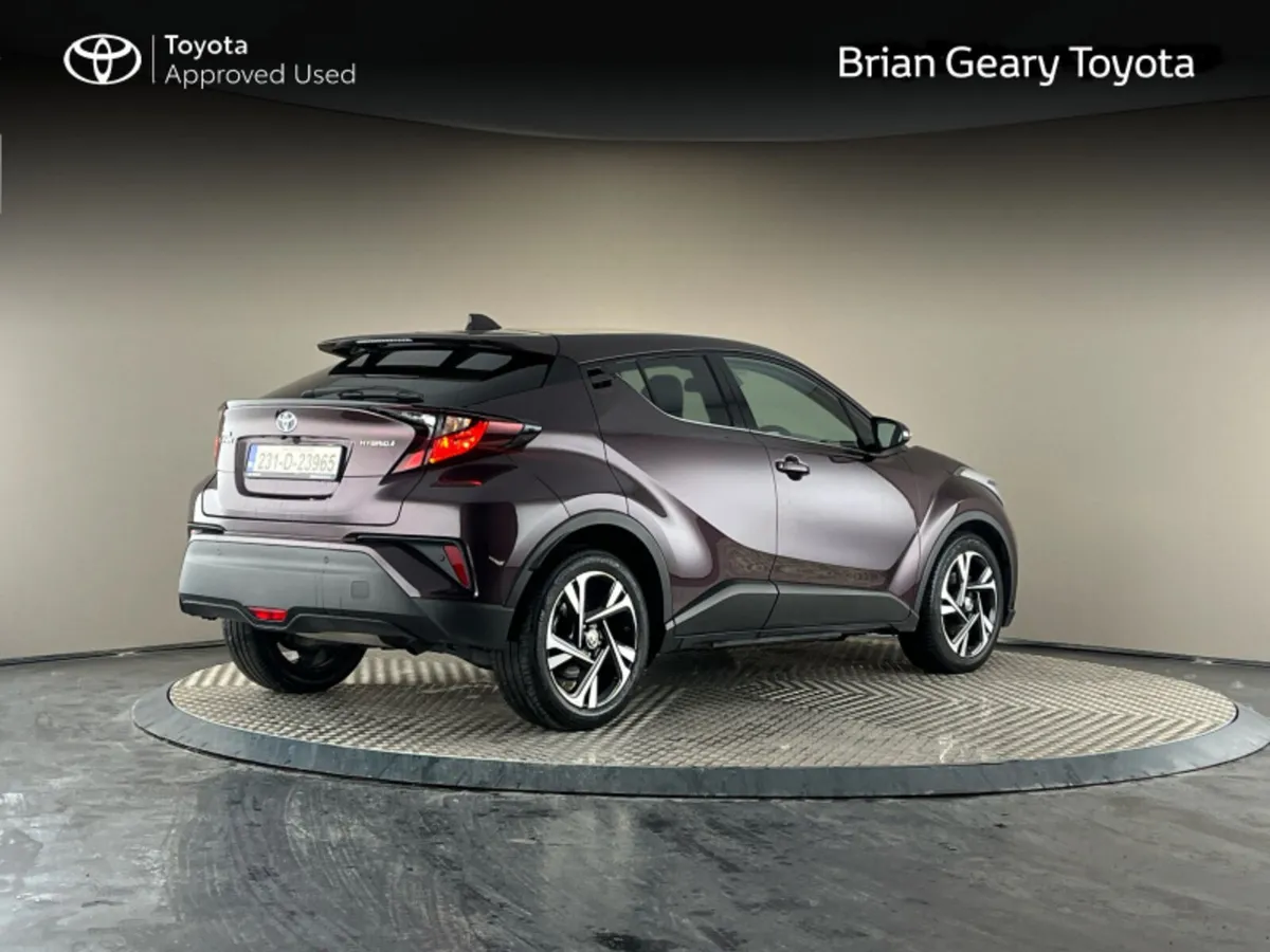 Toyota C-HR HYBRID SPORT - Image 2