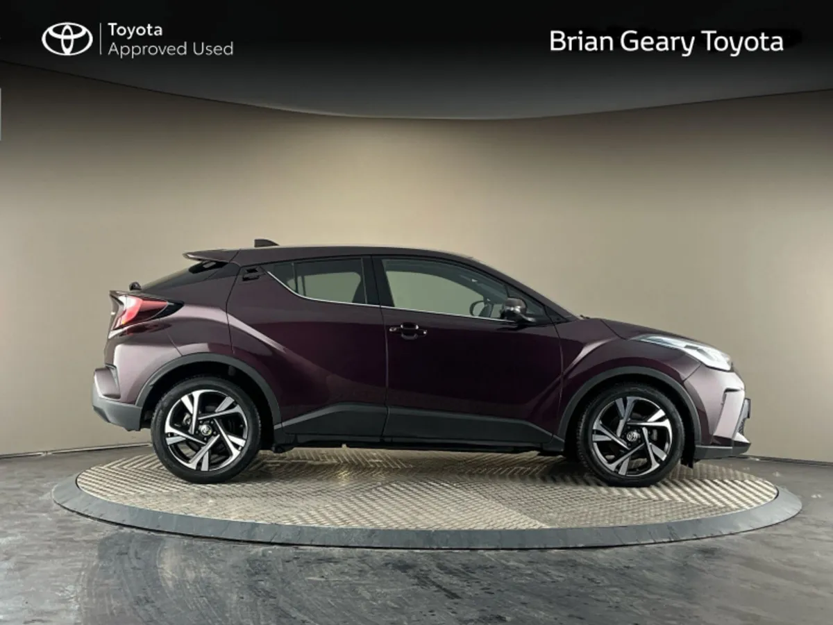 Toyota C-HR HYBRID SPORT - Image 3