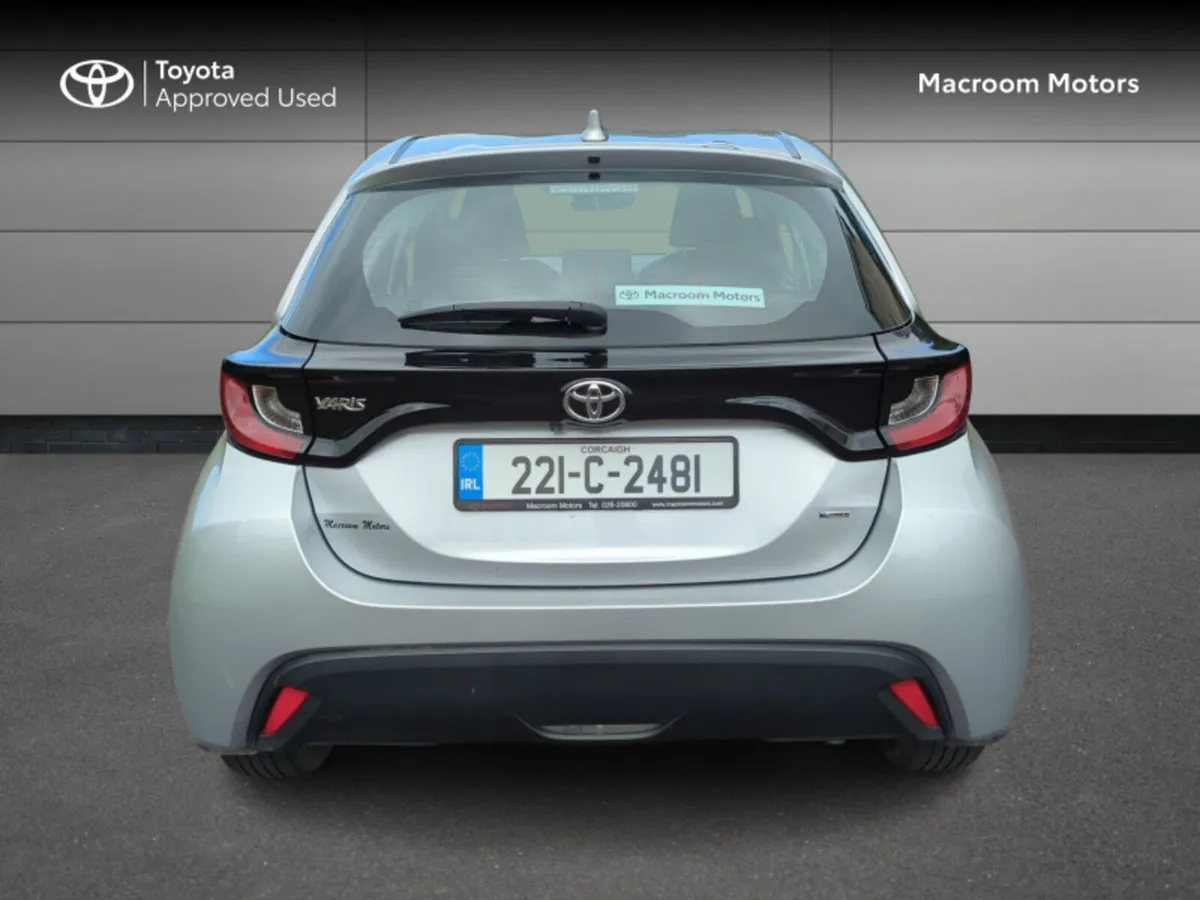 Toyota Yaris YARIS 1.0 LUNA - Image 4