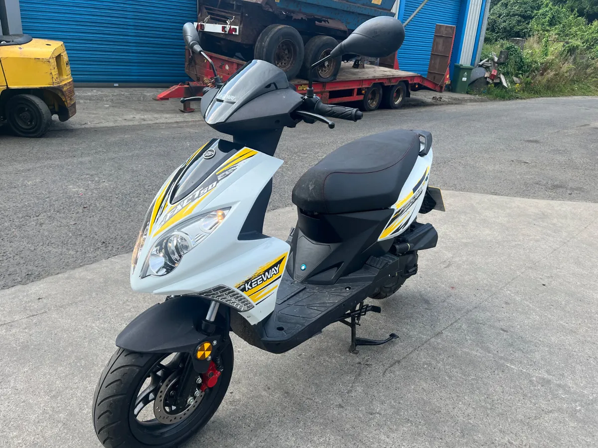 Keeway fact 50 moped - Image 1